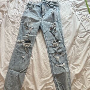 American Eagle ripped Jeans